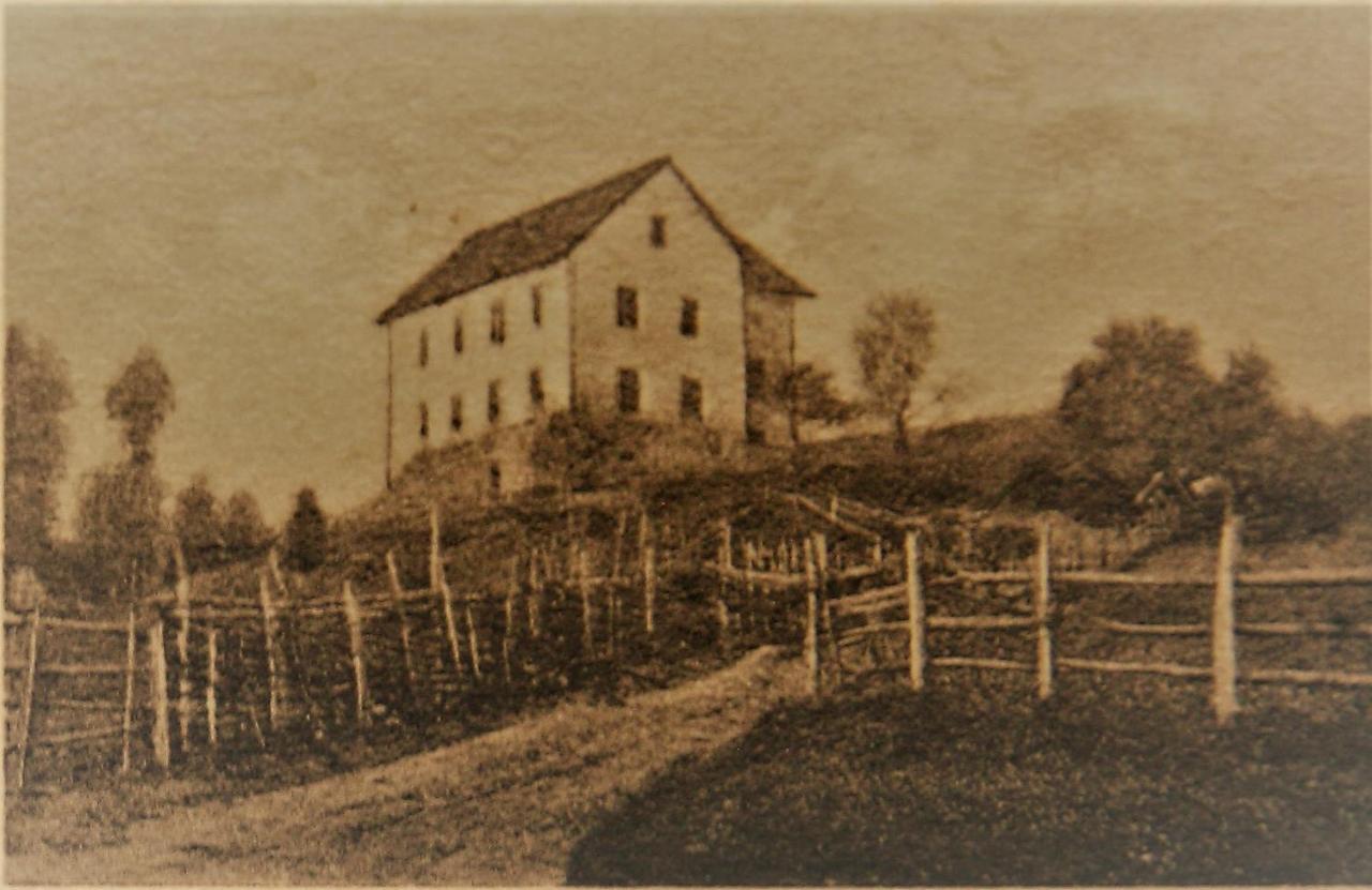 Alte Volksschule - Schual In Gradne Apartment Liebenfels Екстериор снимка
